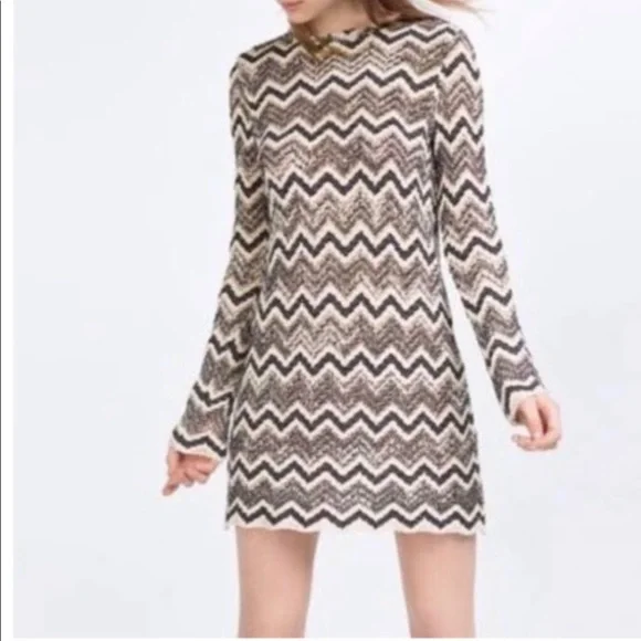 5 pounds of Woman’s resell bundle and I also offer children's and men's or a mix - Picture 9 of 16